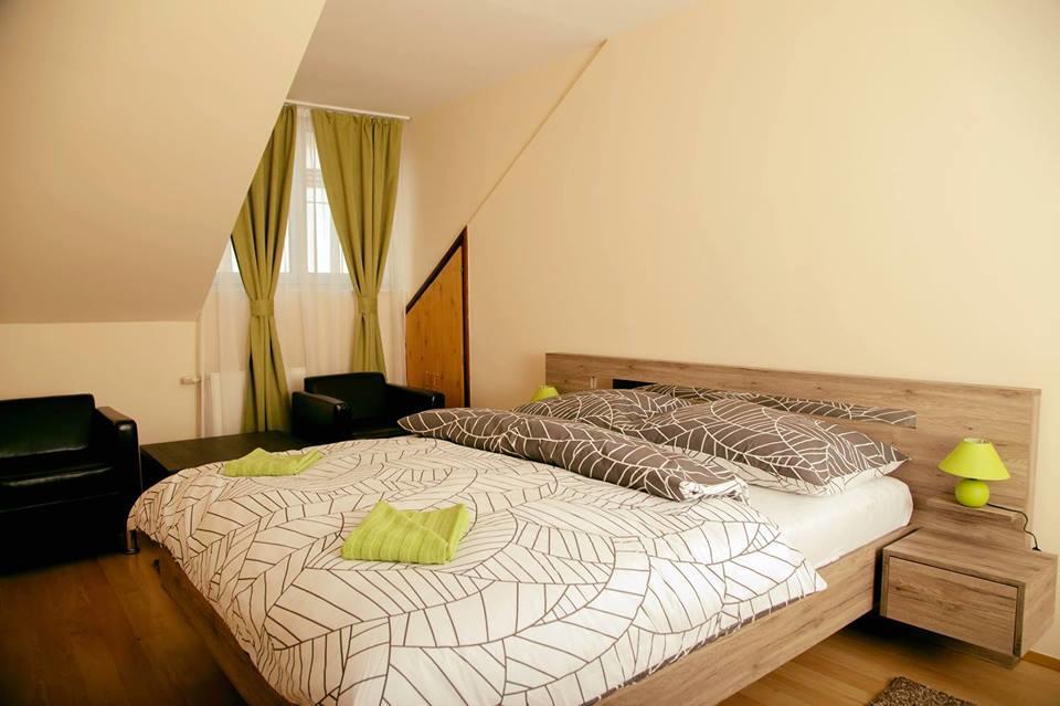 Bartok Ter Panzio Bed and Breakfast Eger Eksteriør billede